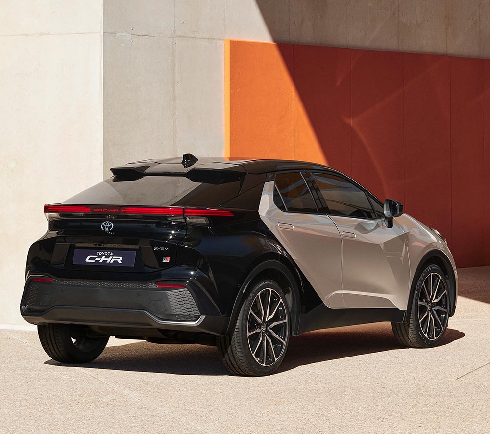 Einen Preis will Toyota erst später nennen. Er dürfte aber mit ziemlicher Sicherheit über dem jetzigen liegen, der bei 33.000 Euro beginnt.