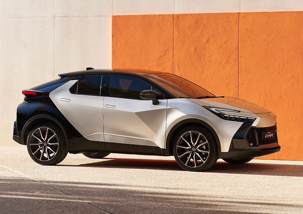 Zwei Hybride mit 140 und 198 PS stehen zur Wahl