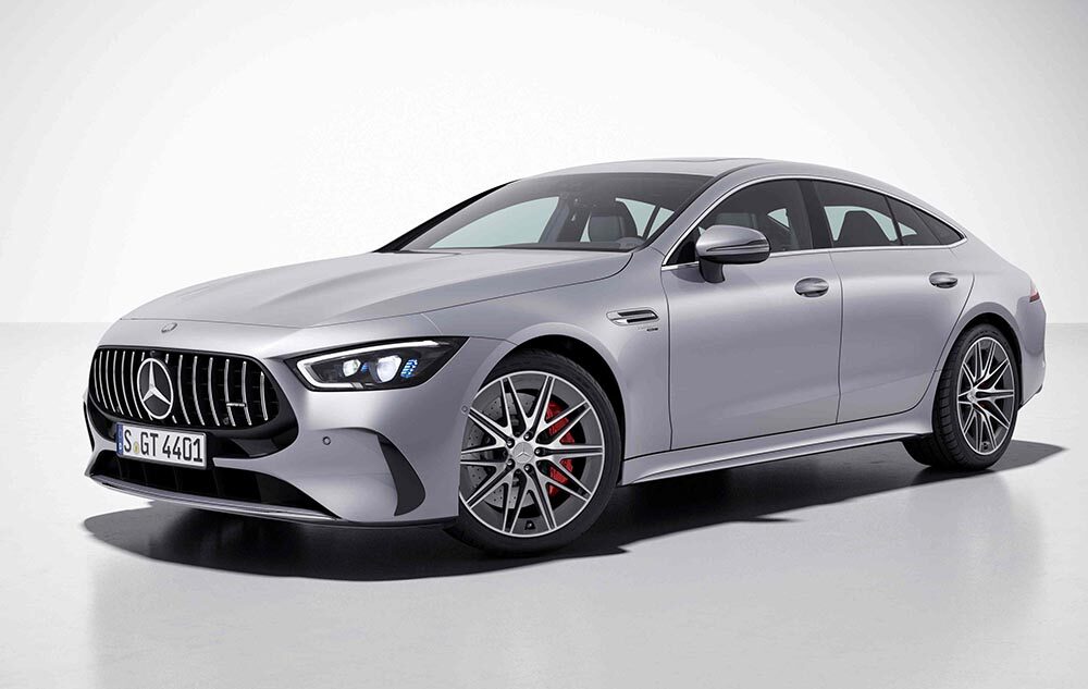 Ab September werden die Sechszylinder-Varianten des Mercedes-AMG GT 4-Türer Coupés mit neuer Frontschürze im Stil der Achtzylindermodelle ausgeliefert