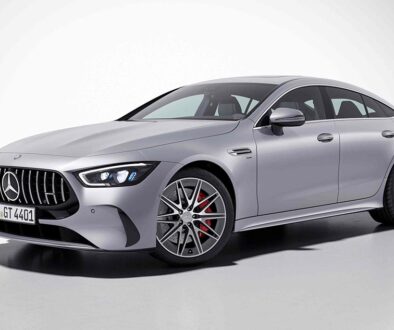 Ab September werden die Sechszylinder-Varianten des Mercedes-AMG GT 4-Türer Coupés mit neuer Frontschürze im Stil der Achtzylindermodelle ausgeliefert