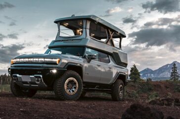 Mit einem maßgeschneiderten Ausbau von Earthcruiser wird der GMC Hummer EV zum Elektro-Camper