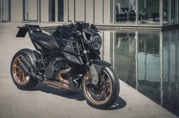 Insgesamt 50 Exemplare sollen von der 1300 R Masterpiece Edition entstehen. Foto: KTM