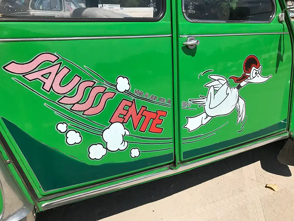 Der kleine Citroen nahm sich selbst häufig nicht zu ernst.