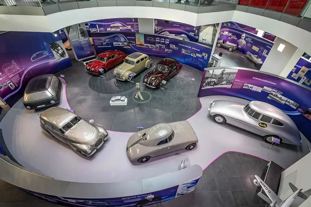 Die Ausstellung von Audi in Ingolstadt würdigt auch aerodynamische Errungenschaften anderer Autohersteller.