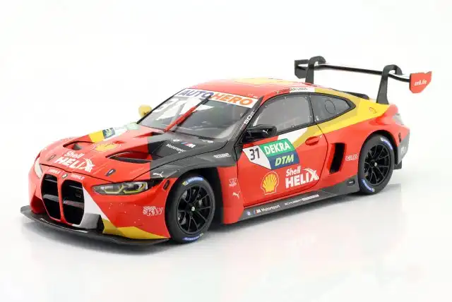 Der DTM-Rennwagen BMW M4 GT3 von Minichamps und CK-Modelcars in 1:18 siegte in seiner Kategorie.