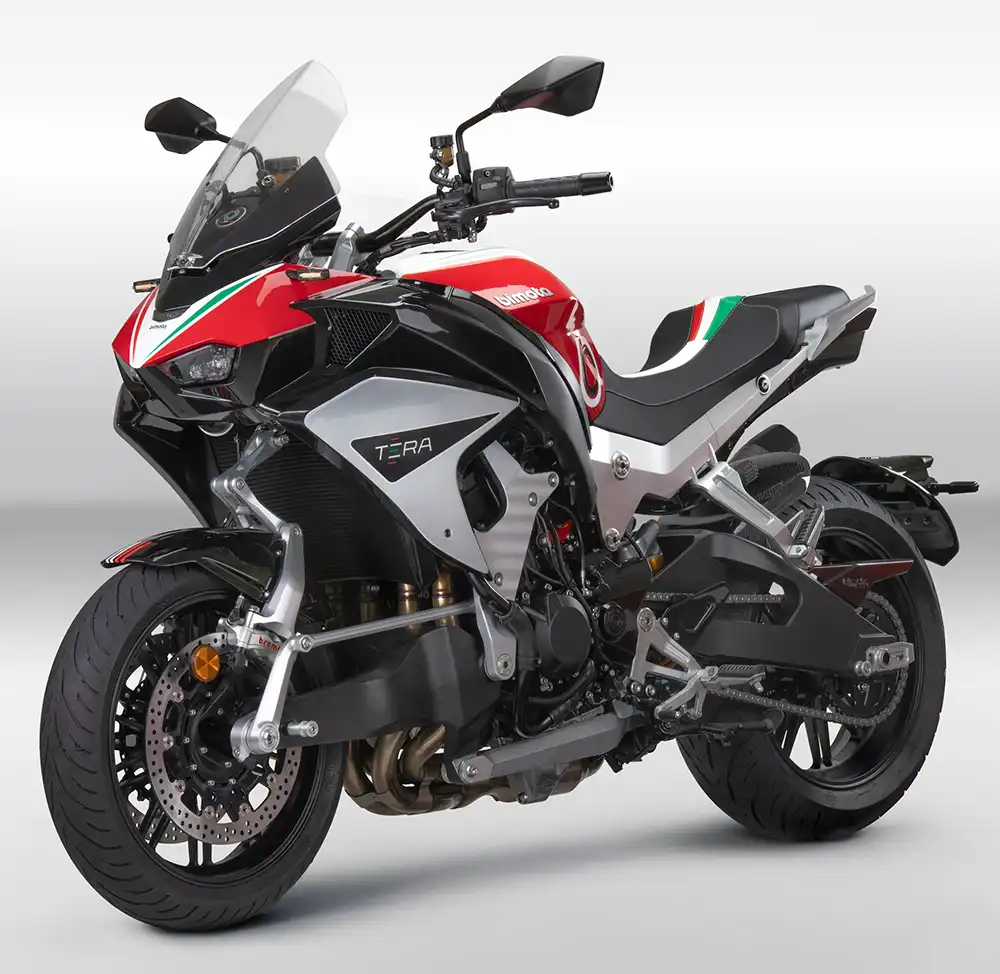 Anfang November 2023 hat Bimota auf der Motorradmesse EICMA die neue Super-Enduro Tera vorgstellt. 