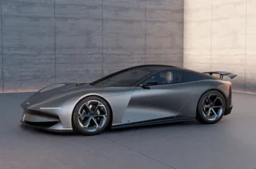 Der fast 4,80 Meter lange Kaveya soll fast 1.200 PS leisten können. Foto: Karma Automotive