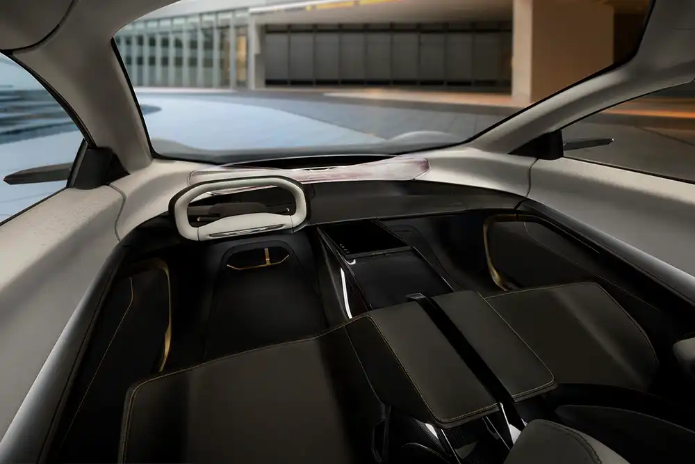 Der große Touchscreen des Chrysler Halcyon Concept kann sich auf Wunsch auch in der Mittelkonsole verstecken.