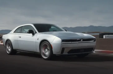 Der Dodge Charger ist künftig auch elektrisch zu haben. Foto: Stellantis