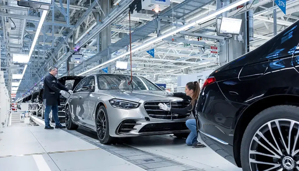 Die Zahl der Neuzulassungen in der EU sind gesunken. Foto: Mercedes-Benz