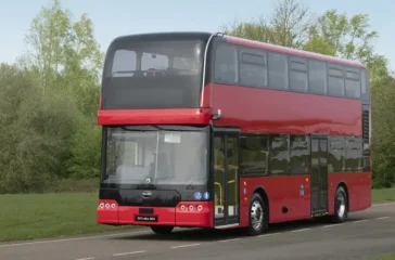 Bei den neuen Doppeldecker-Bussen kommt BYDs neue Blade-Batterie zum Einsatz. Foto: BYD