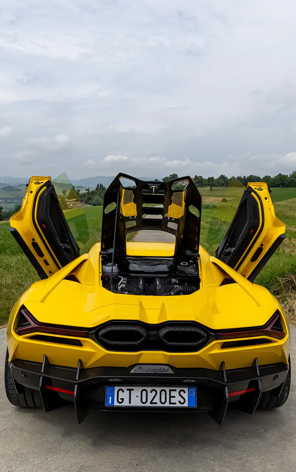 Lamborghini Revuelto: Auffallen gehört zu einem Supersportwagen dazu.