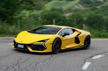 Dass ein Lambo schnell, mit 1.015 PS Systemleistung sogar extrem schnell ist, versteht sich von selbst. Foto: Lamborghini