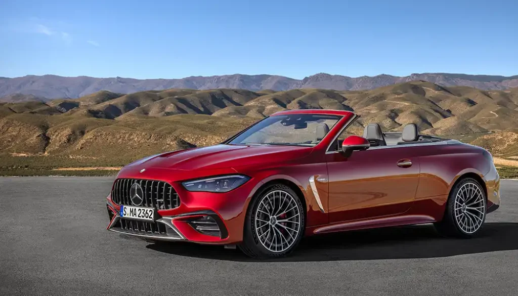 Mercedes öffnet die Bestellbücher für das CLE-Cabrio als AMG 53 4MATIC+. Interessenten müssen für den 330 kW/449 PS starken offenen Viersitzer mindestens 89.350 Euro investieren. Foto: Mercedes