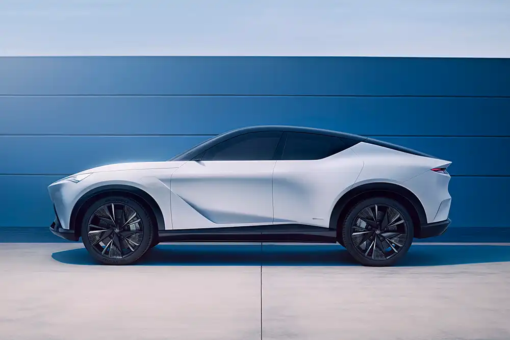 Die Propotionen des Performance EV Concept machen Eindruck. 