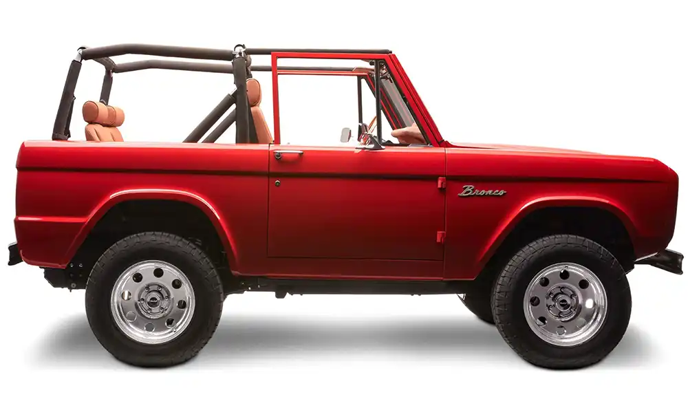 Wird das Hardtop entfernt, mutiert der Elektro-Bronco zum Cabriolet.