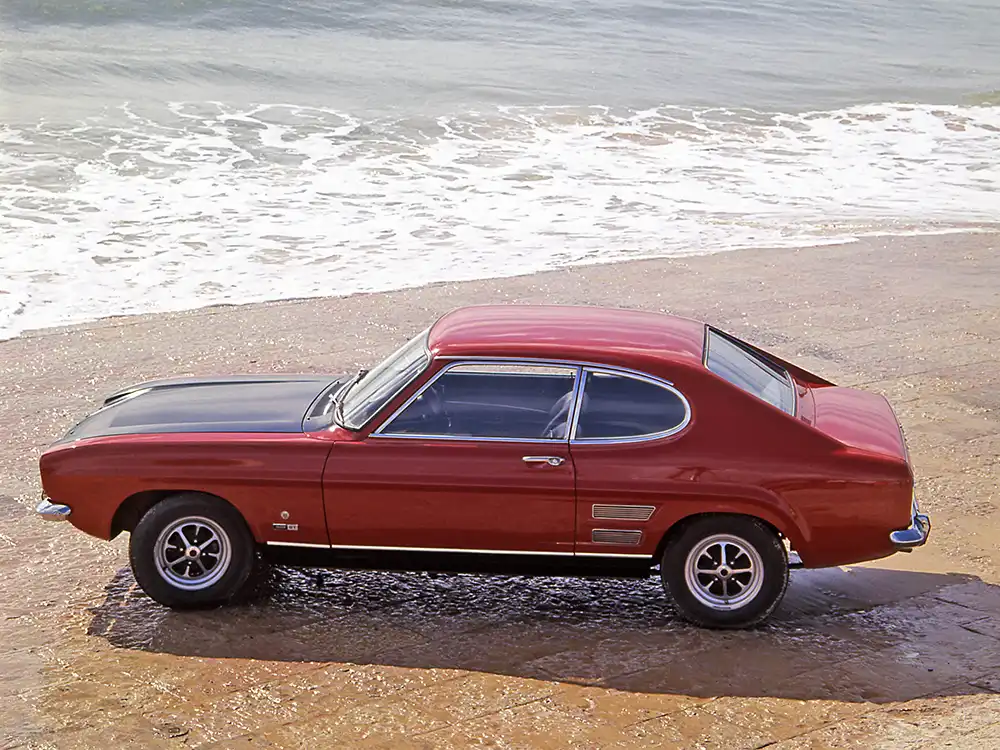Der Erfinder des europäischen Pony-Cars – Der erste Capri fuhr 1969 in die Ford-Verkaufsräume. Foto: Ford