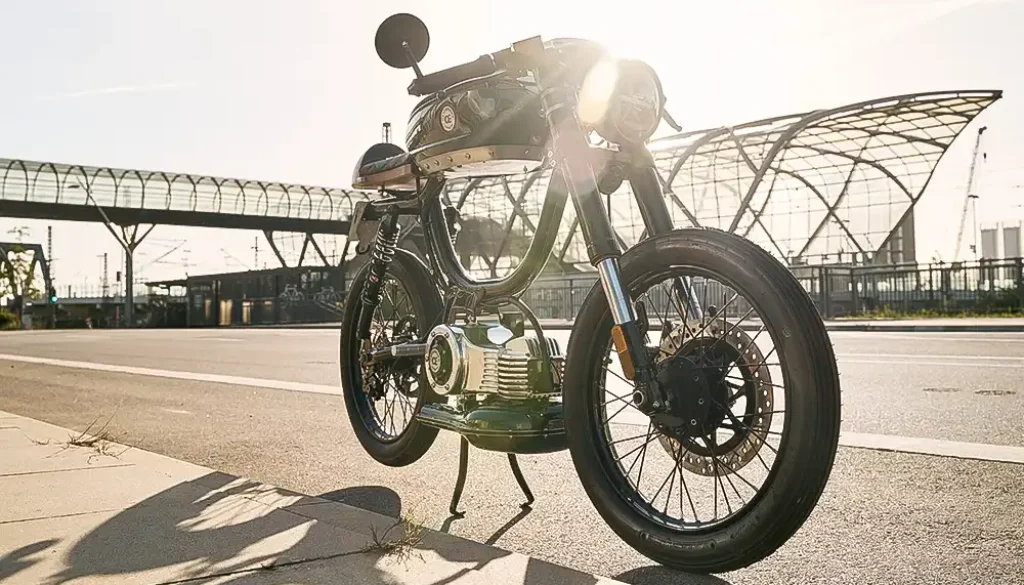 Metorbike baut eigentlich kleine Elektro-Mopeds, die allerdigns für einen großen Auftritt sorgen. Foto: Metorbike