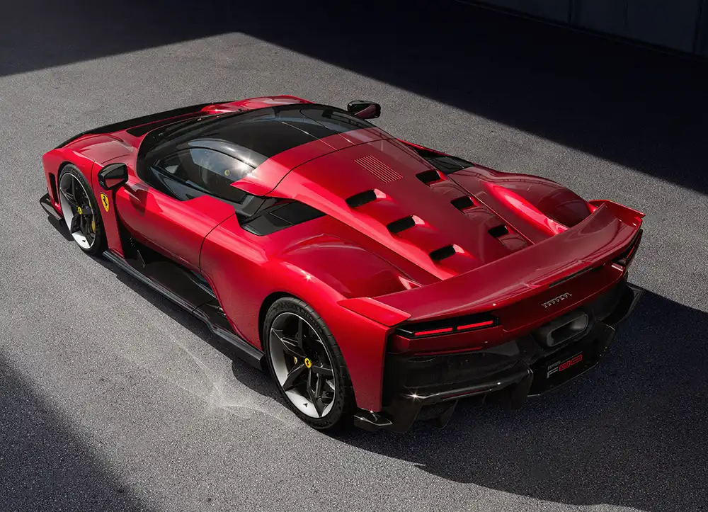 Das aufwendige Aerodynamiksystem des Ferrari F80 soll mehr als 1 Tonne Abtrieb erzeugen.