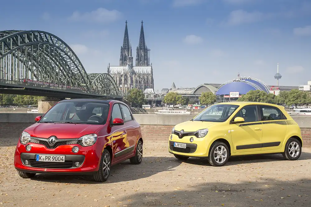 Die dritte Generation, die in Kooperation mit Smart entwickelt wurde, konnte zwar nicht den Kultstatus des ersten Twingo (1993 bis 2007) erreichen, war aber technisch das deutlich bessere Auto. Foto: Renault