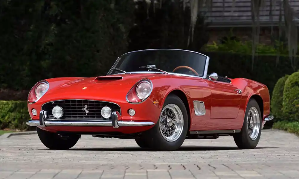 Geschlagen wurde der Scaglietti-250 von einem weiteren Ferrari 250 GT SWB California Spyder aus dem Jahr 1963, der 17.875.000 Dollar (17,2 Mio Euro) und damit so viel wie kein anderer Oldtimer im Jahr 2024 einbrachte. Foto: Mecum Auctions