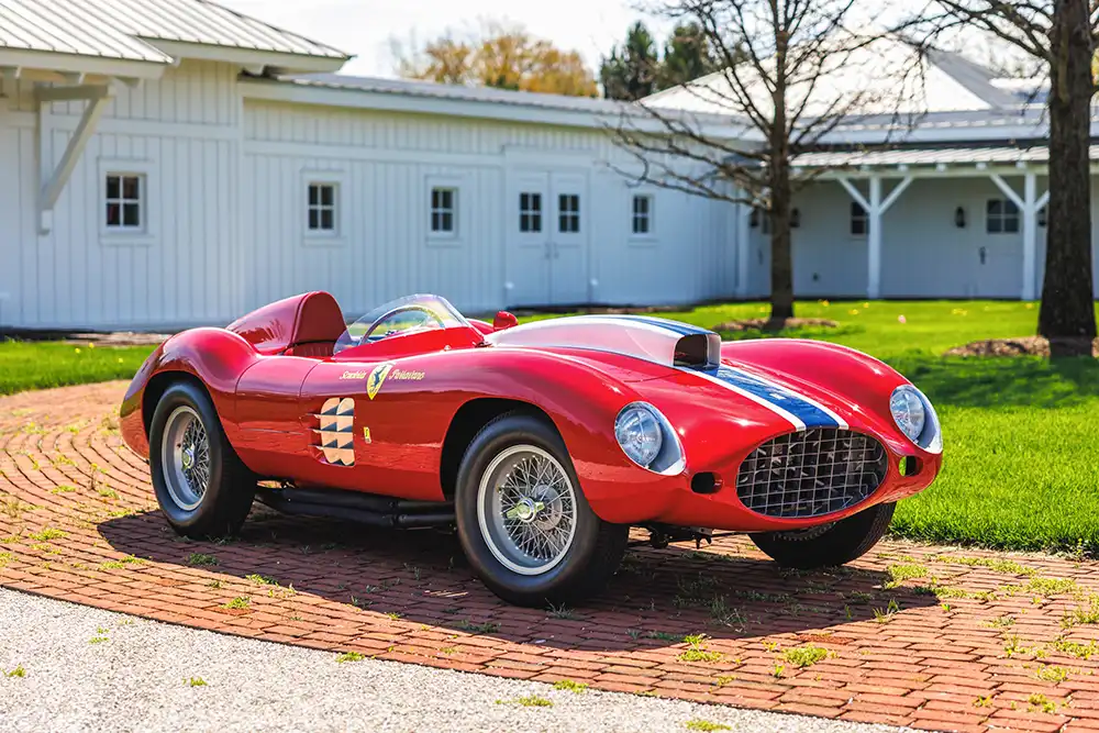 13 Millionen Dollar hat ein weiterer Ferrari, ein 410 Sport Spider by Scaglietti, bei einer Sotheby’s-Auktion in Monterey eingebracht. Foto: Theodore W. Pieper_RM-Sotheby’s