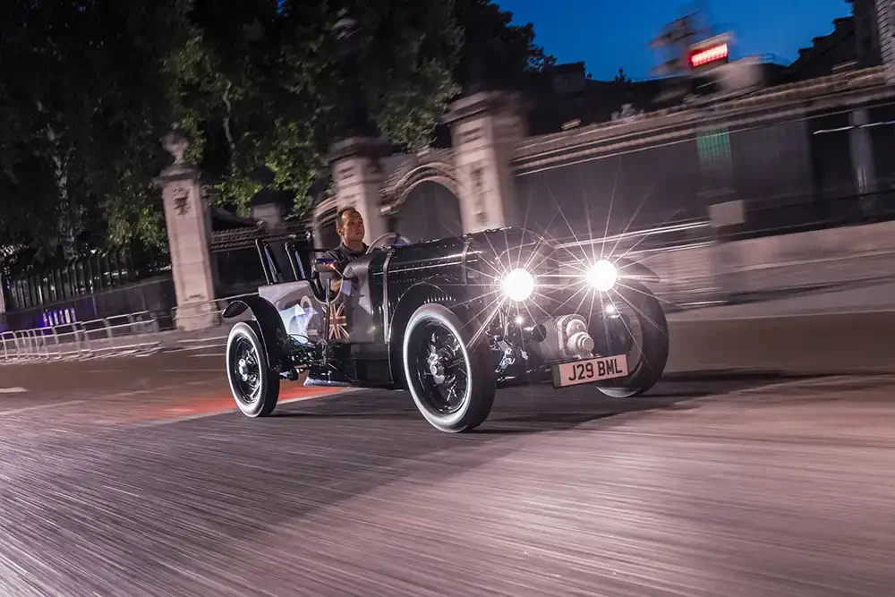 Bentley hat den Klassiker Blower wiederaufgelegt - ein paar Nummern kleiner. Foto: Bentley