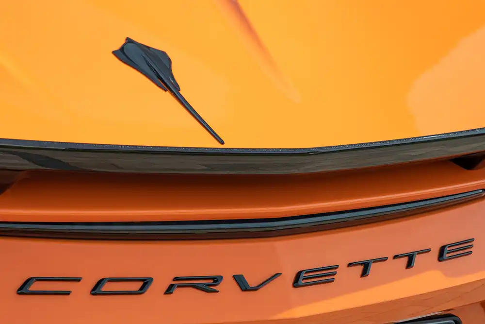 Chevrolet Corvette C8 Stingray: Der Stachelrochen ist auf der Heckklappe zu sehen. Foto: Chevrolet