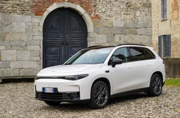 Leapmotor erweitert noch im Januar sein Angebot um den elektrisch angetriebenen C10 mit Range Extender. Foto: Leapmotor