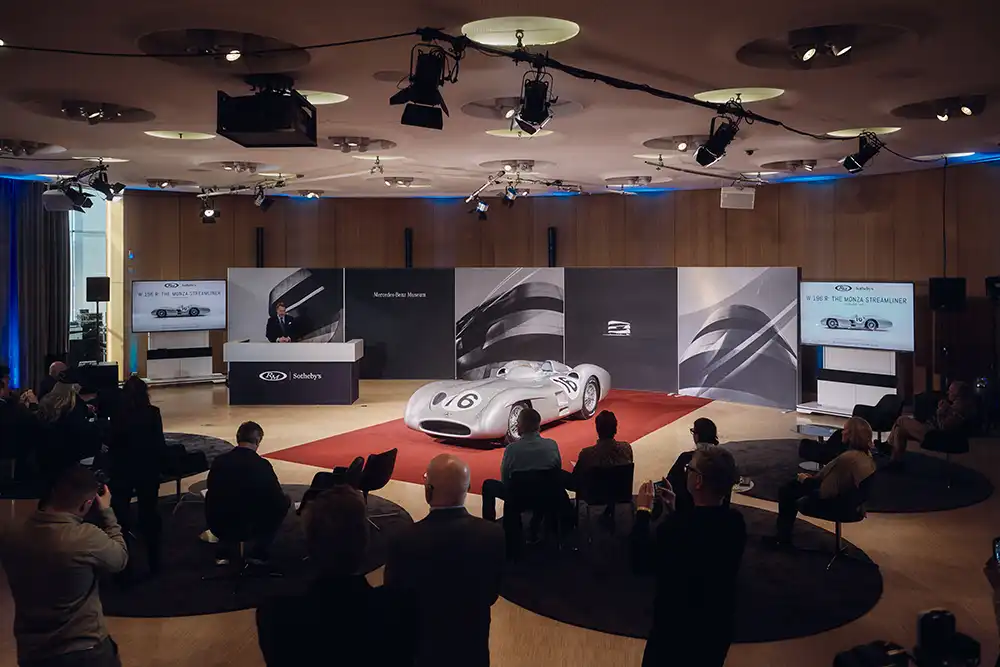 Die Auktion fand im Mercedes Museum statt. Foto: Mercedes-Benz