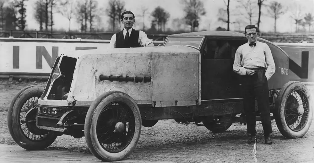 Früher ging es vor allem um Tempo. Foto: Renault