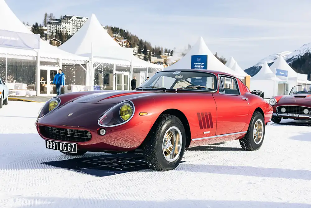 Icons on Wheels – Ferrari 275 GTB/4 (1966). Foto: The I.C.E. St. Moritz