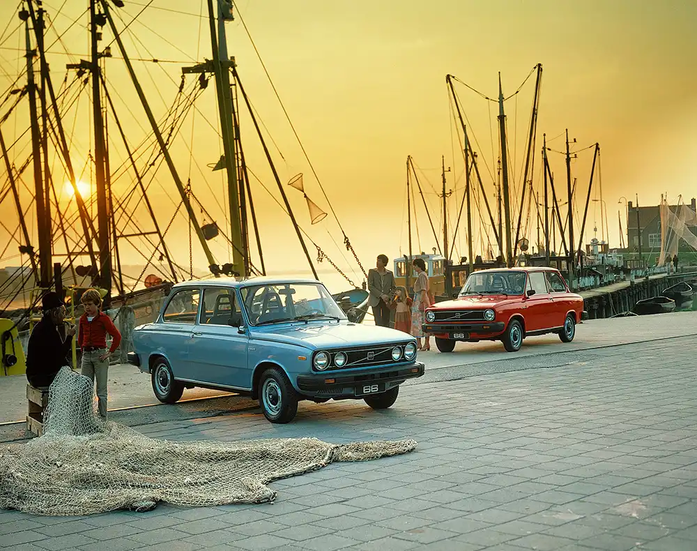 Italienisches Michelotti-Design, französische Renault-Motoren, schwedische Sicherheitstechnik, gebaut in Holland – Der Volvo 66 vereinte europäische Ingenieurskunst. Foto: Volvo Car Group