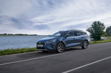 2021_FORD_FOCUS_ACTIVE_OUTDOOR_03