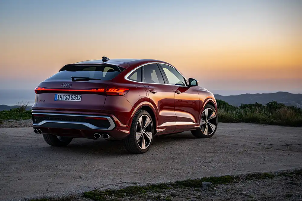 Schöner Rücken – der SQ5 Sportback in der Heckansicht.. Foto: Audi