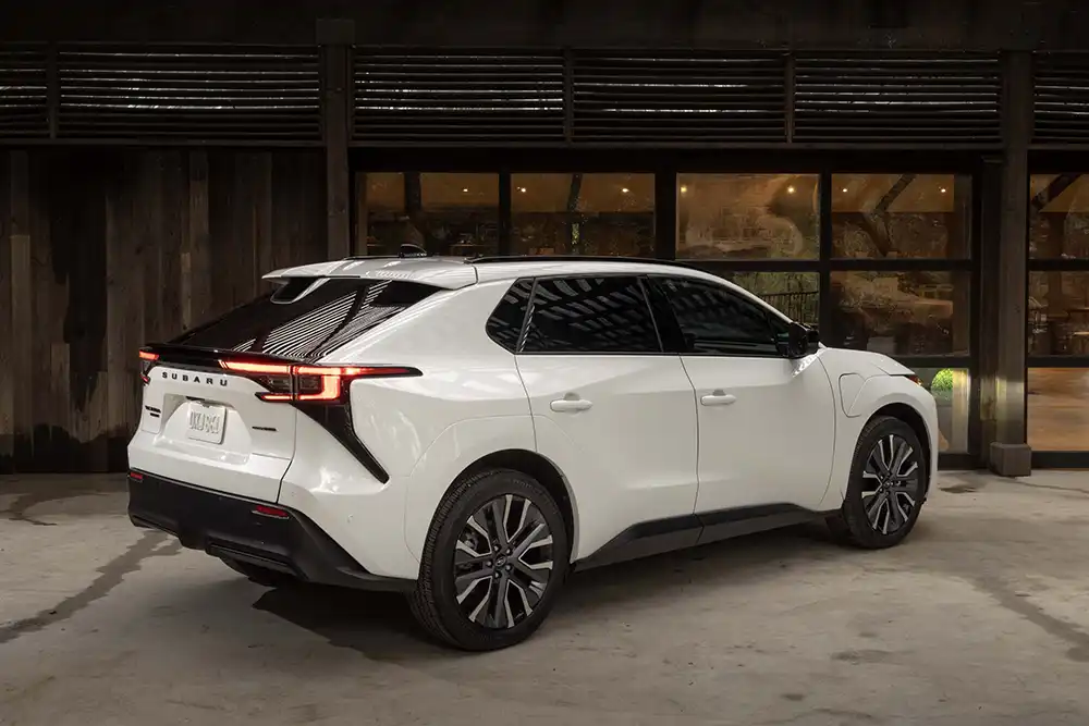 Zudem wird der neue Solterra mit neuen, 18 oder 20 Zoll großen Felgen angeboten. Foto Subaru