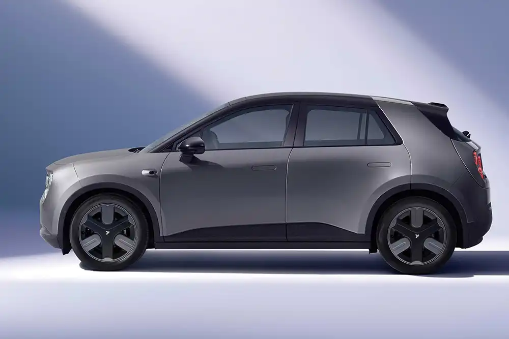 Der Fünftürer ist nur rund 4 Meter kurz und damit für den urbanen Einsatz gut geeignet. Foto: Nio Firefly