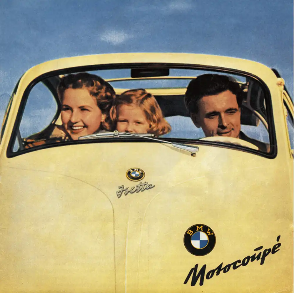 Kleiner Wagen fürs große Glück – Die billige Isetta ermöglichte Motorradfahrern ab 1955 den Umstieg aufs Auto und sicherte BMW die Existenz. Foto: BMW AG