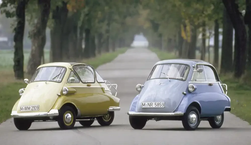 04_Knutschkugel_mal_zwei_-_Ab_1956_gab_es_die_Isetta__Quelle_BMW_AG-2