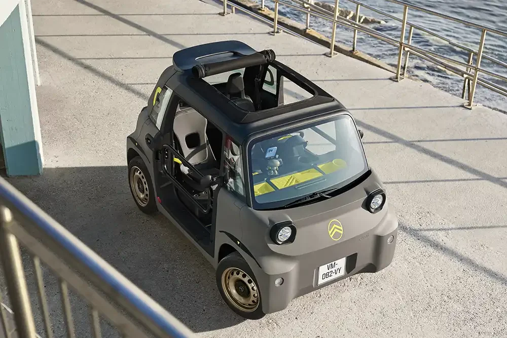 Der Citroen Ami ist nun in Deutschland auch als Open-Air-Version Buggy erhältlich. Foto: Stellantis/Citroen