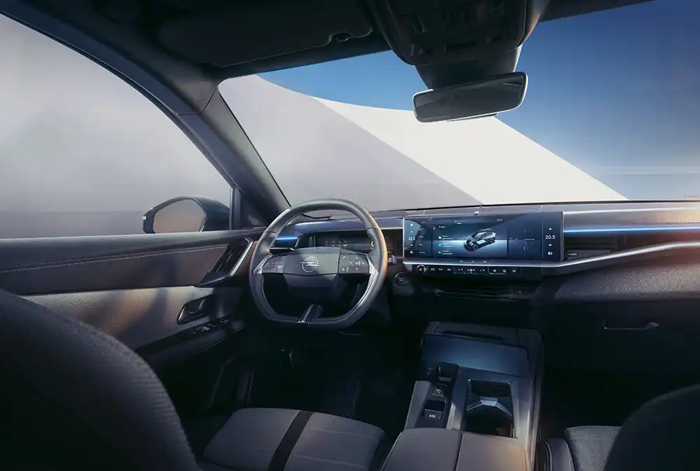 Der Innenraum des Opel Grandland 1.2 ist im positiven Sinne nüchtern gestaltet. Foto: Opel