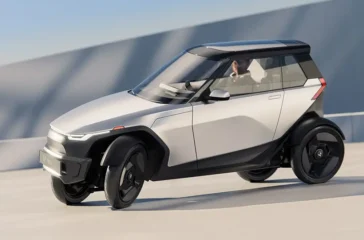 Der Elektro-Kleinstwagen One verspricht ein besonderes Kurvenerlebnis. Foto: YKS1