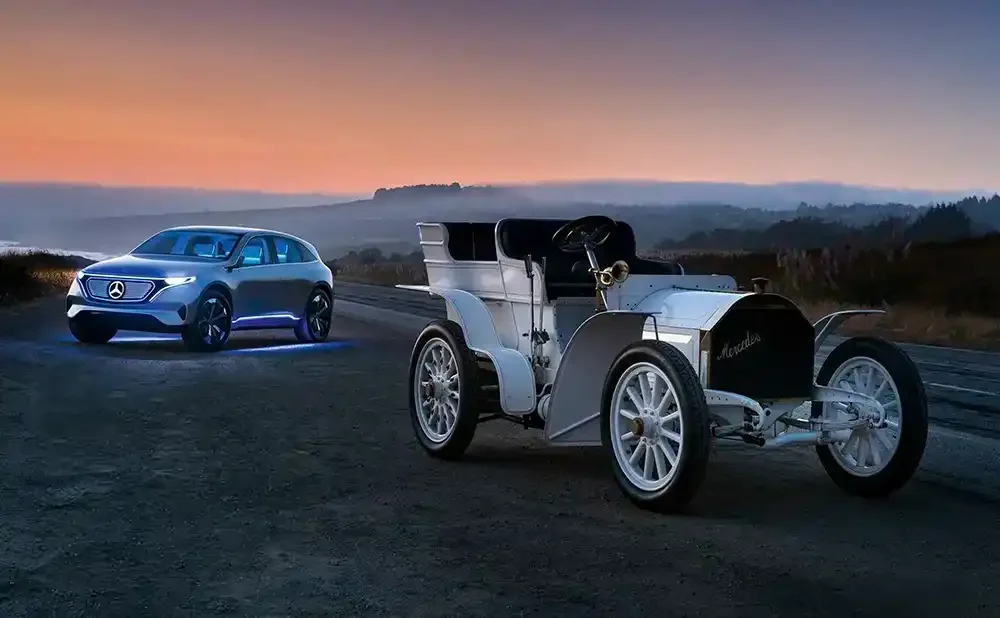 01_125_Jahre_Mercedes_-_Im_April_1900_debuetierte_ein_._Quelle_Mercedes-Benz_Classic_Archive-2