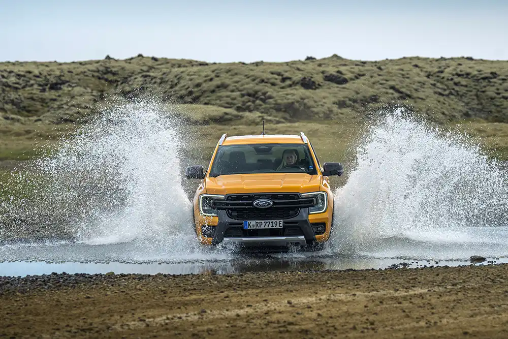 Wo der Asphalt auf Island endet, kommt der Ford Ranger Plug-in-Hybrid erst richtig auf Betriebstemperatur. Foto: Ford