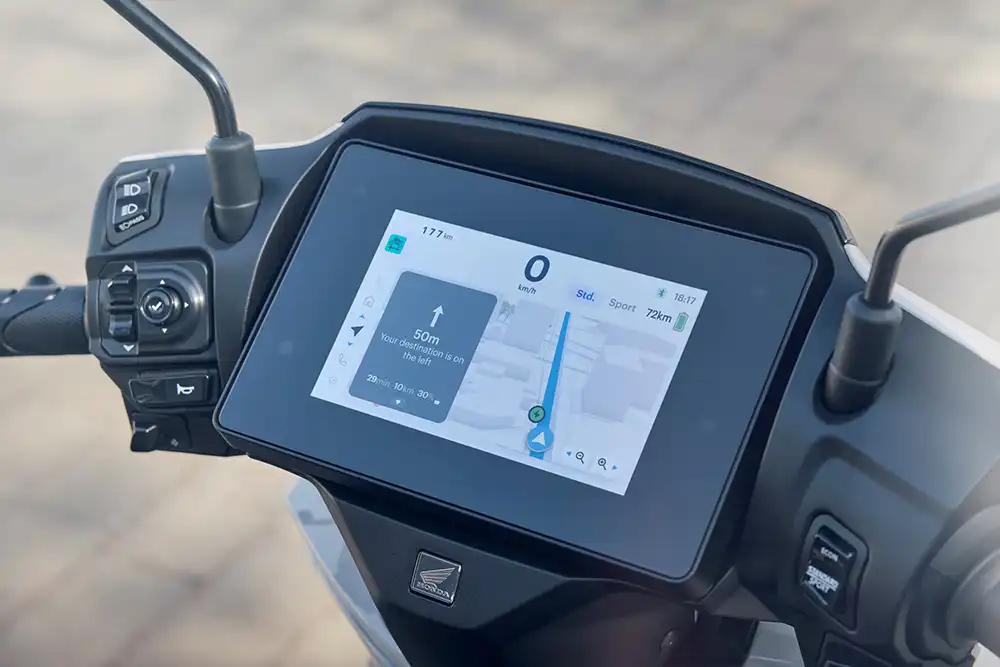 Mit dem neuen CUV e schickt Honda einen ersten E-Roller ins Reich der urbanen Souveränität. Foto: Honda