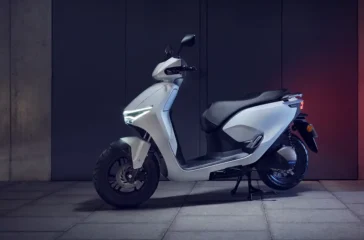 Mit dem neuen CUV e schickt Honda einen ersten E-Roller ins Reich der urbanen Souveränität. Foto: Honda