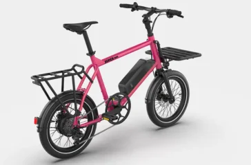 Das Super Mini von Super Bicycles mutiert mit zwei Gepäckträgern zum Lastenrad im Kleinformat. Foto: Eurobike