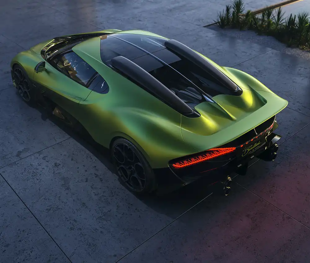 Das Glasdach erzeugt ein Ambiente wie in einer lichtdurchfluteten Kathedrale. Foto: Bugatti