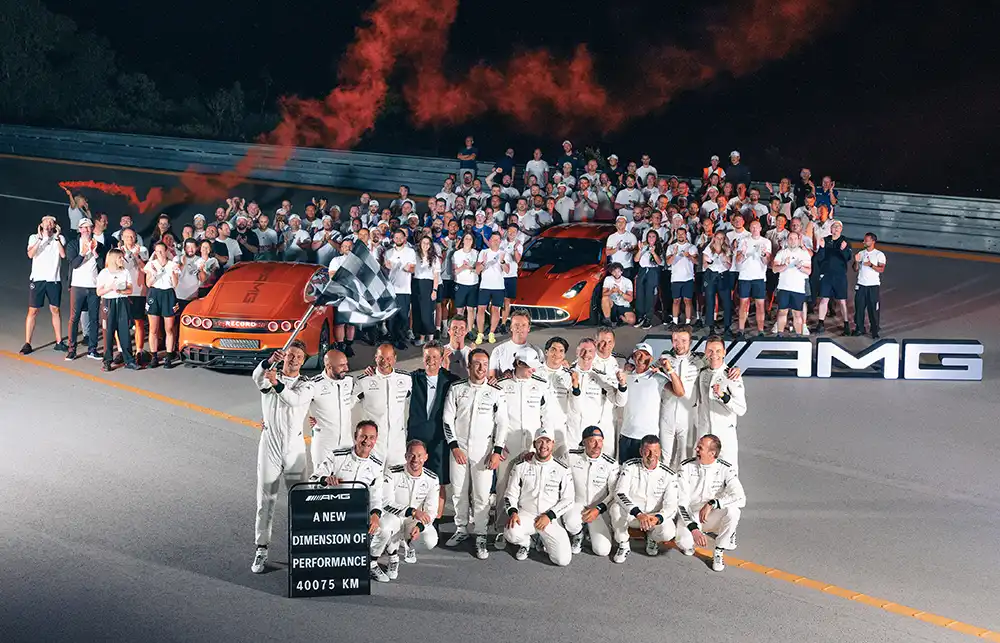 Hinter dem Rekord steht ein großes Team. Foto: Mercedes-AMG