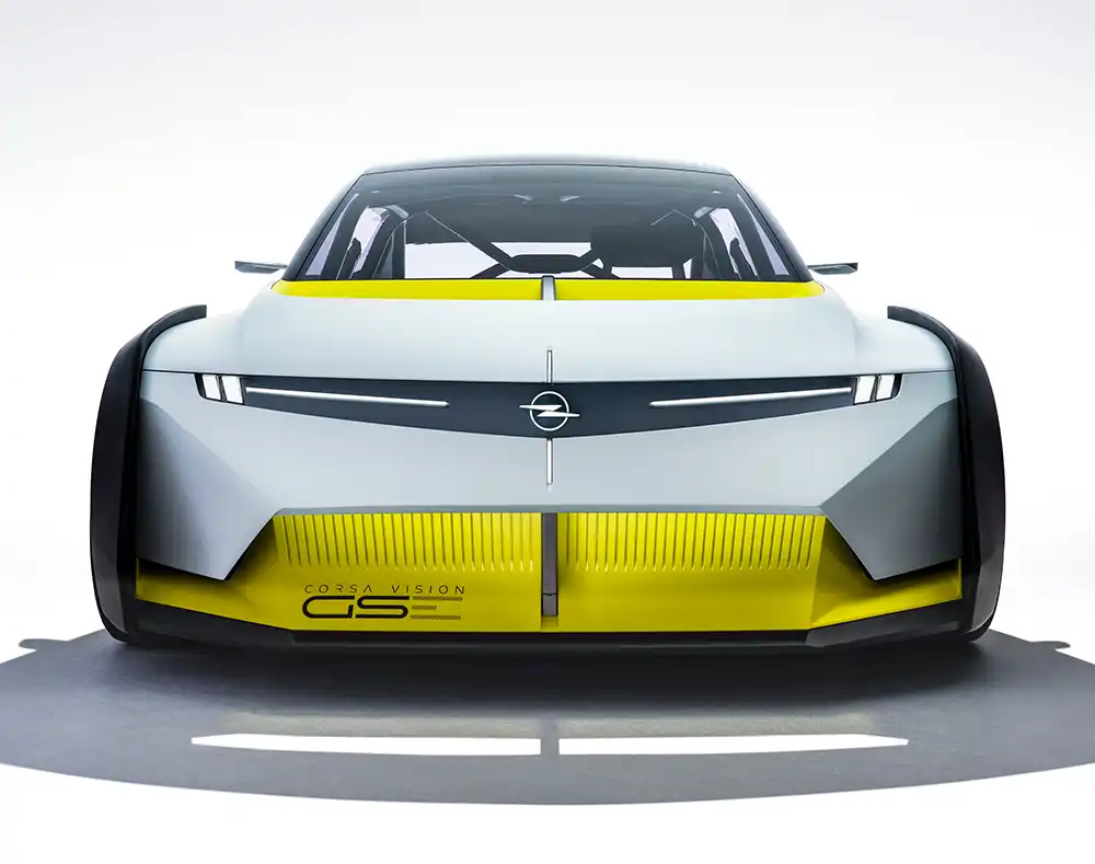 Bei der Lichtsignatur und beim „Gesicht“ der Studie haben die Designer Hinweise auf künftige Serienmodelle eingebaut. Foto: Opel